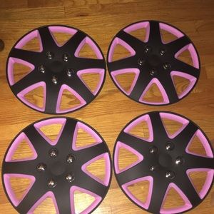 Brand new w/ box set of 4 14” car wheel covers